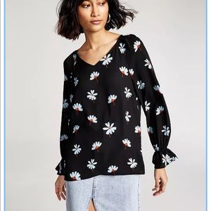 Bar lll V-Neck Women’s Floral Top Blouse Tunic XL NWT